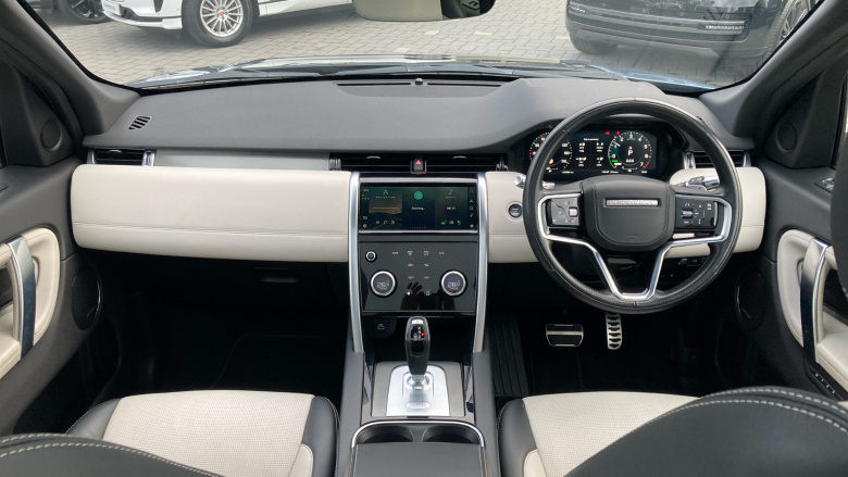 Land Rover Discovery Sport 1.5 P300e R-Dynamic HSE 5dr Auto [5 Seat] Station Wagon